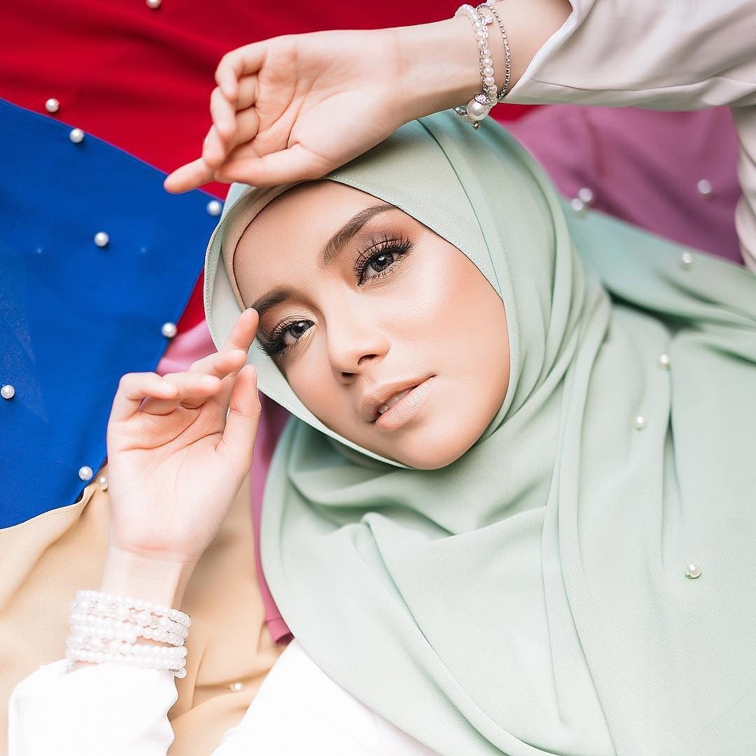 Chiffon nail pearl scarf hijab